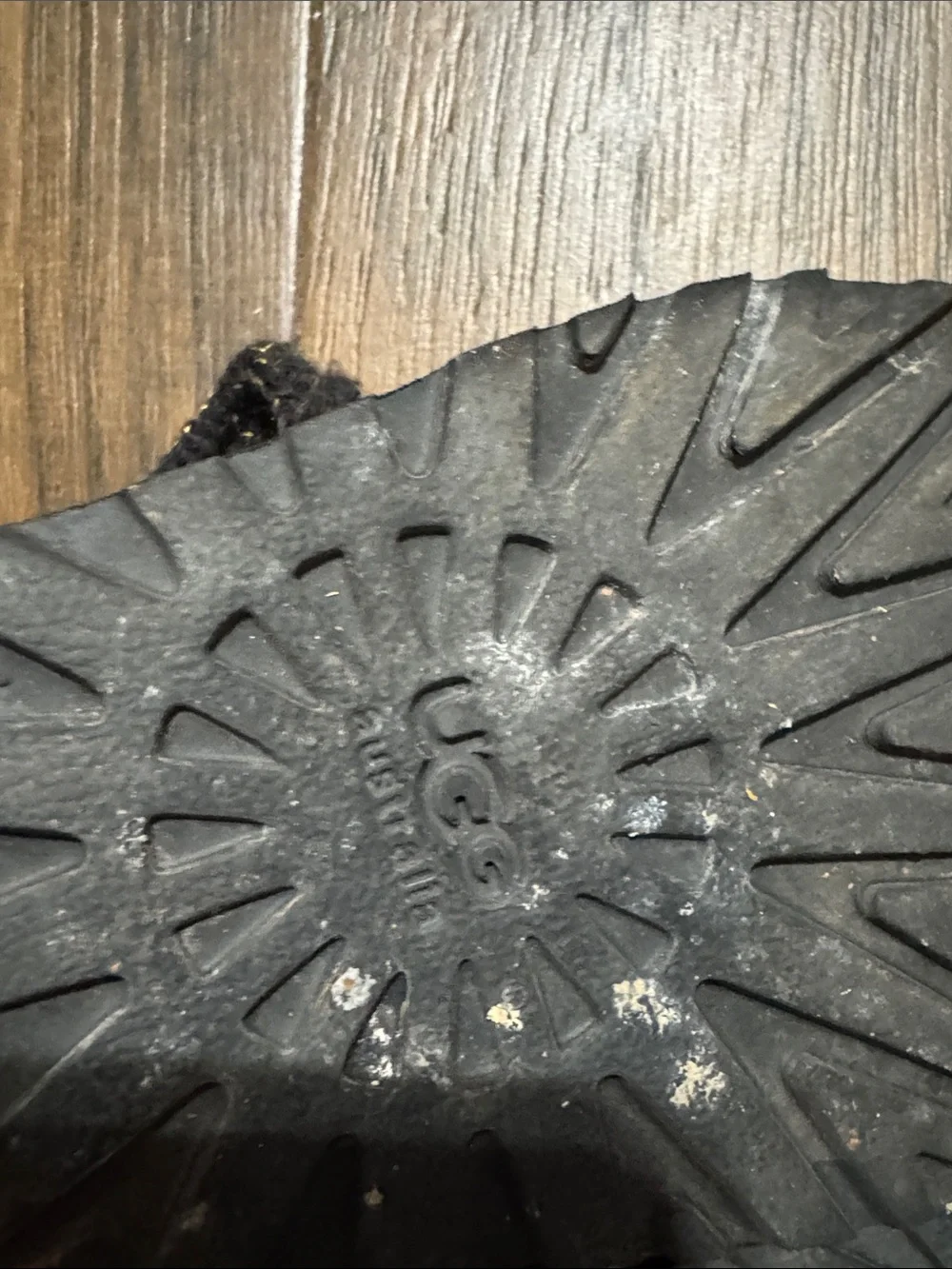 UGG label interior